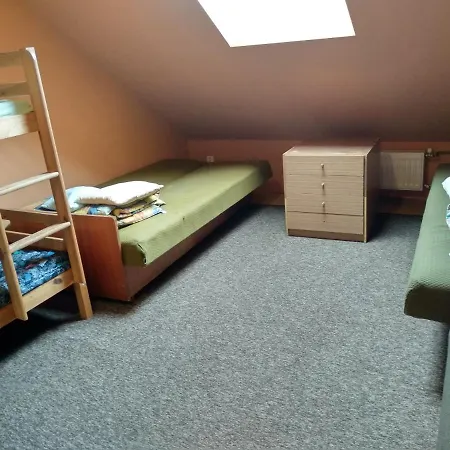 Schronisko Mlodziezowe Malgosia *