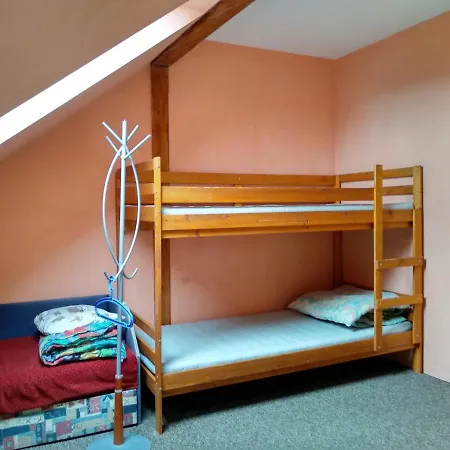 אכסניה Schronisko Mlodziezowe Malgosia *