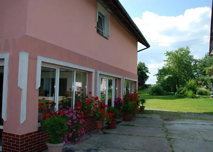 Schronisko Mlodziezowe Malgosia Hostel *