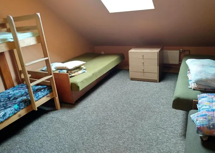 Schronisko Mlodziezowe Malgosia *