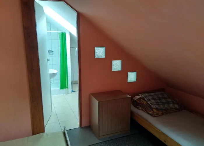 Hostel Schronisko Mlodziezowe Malgosia